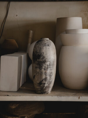 Jarrón artesanal estilo rústico moderno