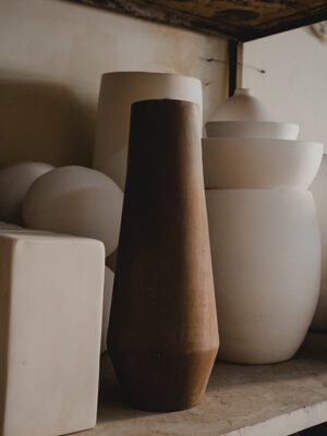 Jarrón barro para decorar