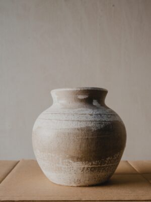 Jarrón artesanal para decoración rústica